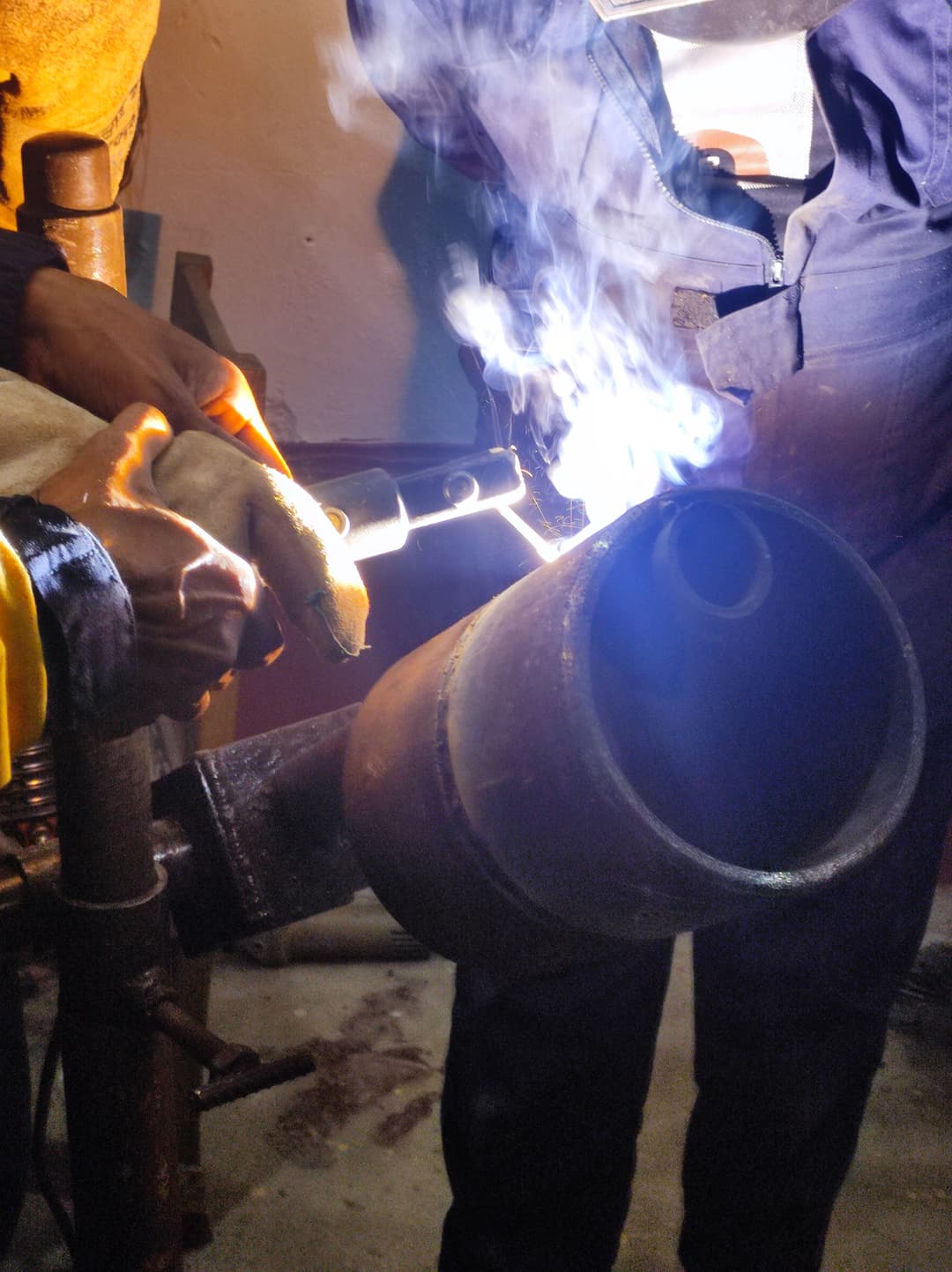 Certificate presentation ceremony